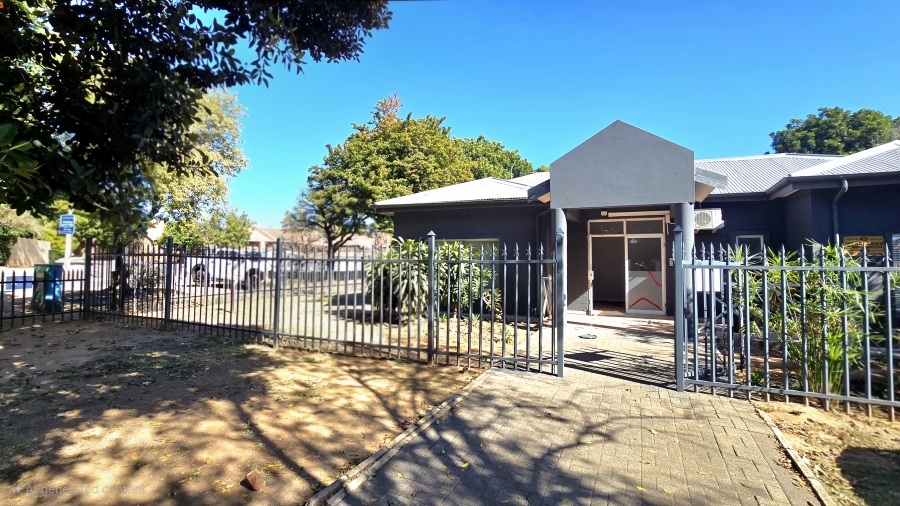 Commercial Property for Sale in Bodorp North West